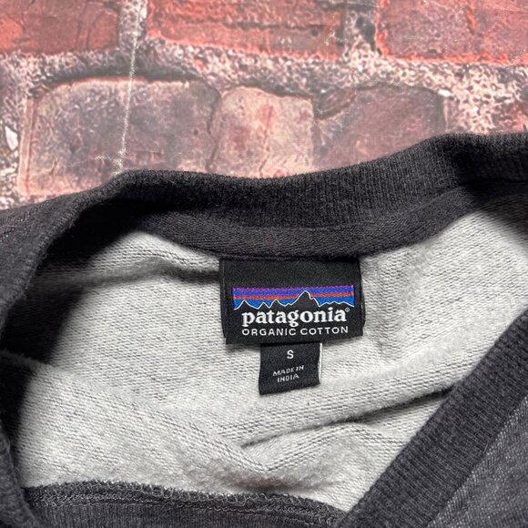 Patagonia Mens Sweatshirt Gray Blue Small Flying Fish Worn Wear Organic Cotton - Picture 4 of 5